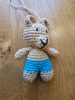 Mirkó - amigurumi figura 6cm + mese